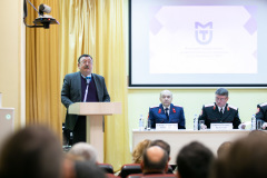 IMM_8215