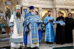 2026.Sretenie_ep.Mefodij_Liturgiya_Aleksandr-427-scaled